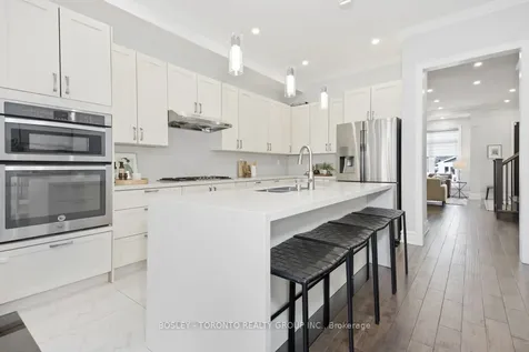 95 Dunkirk Road Toronto ON M4C 2M5