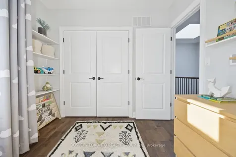 95 Dunkirk Road Toronto ON M4C 2M5