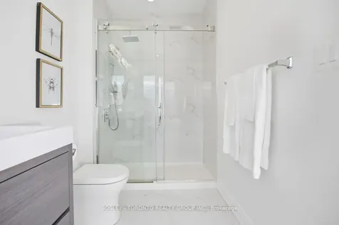 95 Dunkirk Road Toronto ON M4C 2M5
