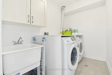 95 Dunkirk Road Toronto ON M4C 2M5