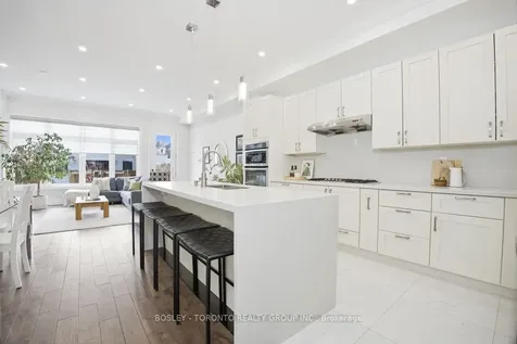 95 Dunkirk Road Toronto ON M4C 2M5