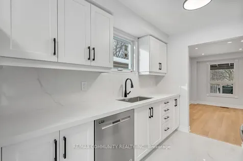 140 Orchard Heights Drive Clarington ON L1B 1J7