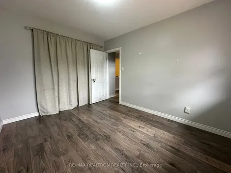 125 Treverton Drive Toronto ON M1K 3T1