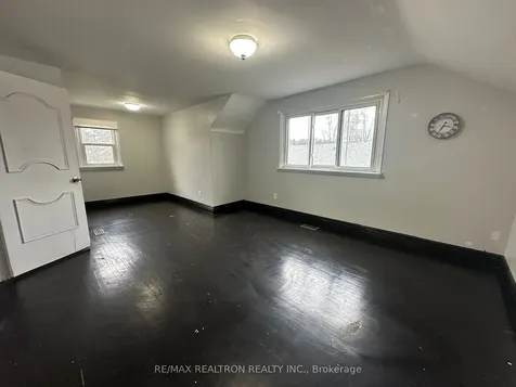 125 Treverton Drive Toronto ON M1K 3T1