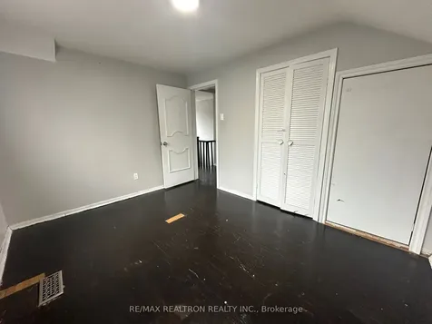 125 Treverton Drive Toronto ON M1K 3T1