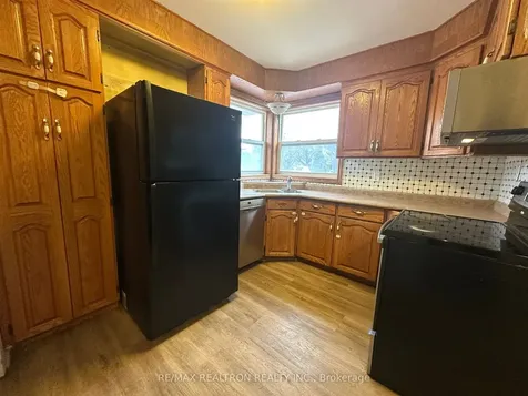125 Treverton Drive Toronto ON M1K 3T1