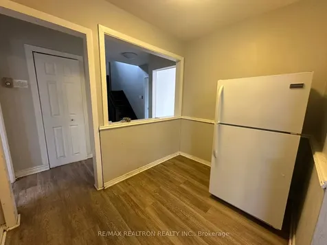 125 Treverton Drive Toronto ON M1K 3T1