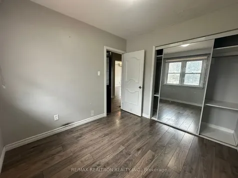 125 Treverton Drive Toronto ON M1K 3T1