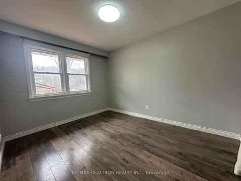 125 Treverton Drive Toronto ON M1K 3T1