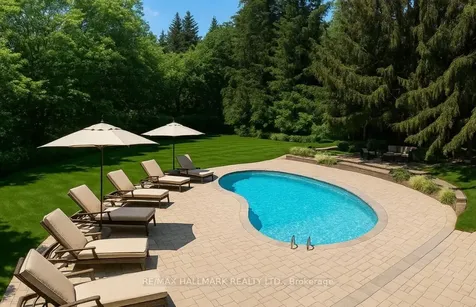 1382 Rougemount Drive Pickering ON L1V 1N1