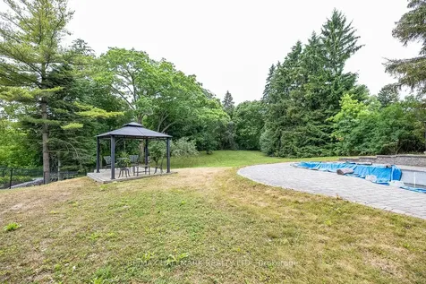 1382 Rougemount Drive Pickering ON L1V 1N1