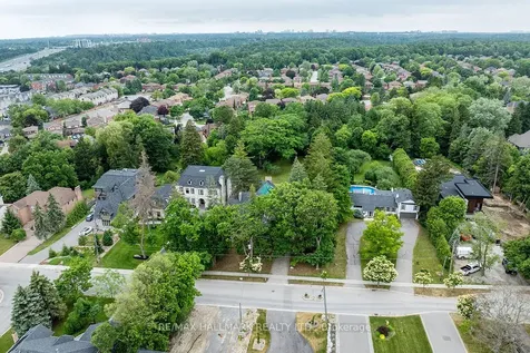 1382 Rougemount Drive Pickering ON L1V 1N1