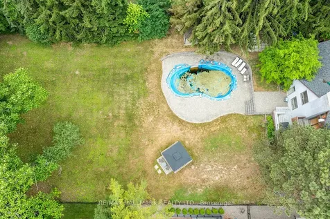 1382 Rougemount Drive Pickering ON L1V 1N1