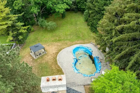 1382 Rougemount Drive Pickering ON L1V 1N1