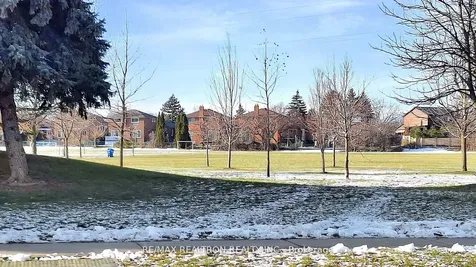 55 Bamburgh Circle Toronto ON M1W 3V4