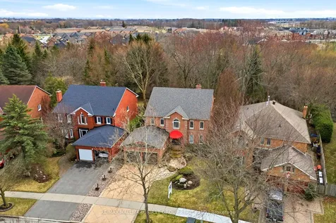 39 Kennett Drive Whitby ON L1P 1L5