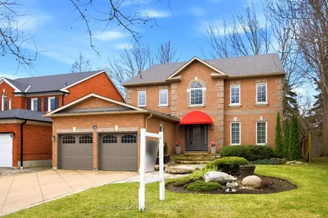 39 Kennett Drive Whitby ON L1P 1L5