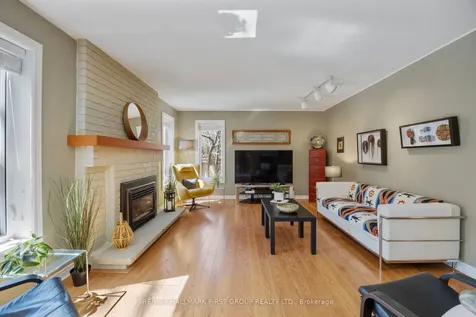 39 Kennett Drive Whitby ON L1P 1L5