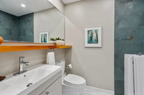 39 Kennett Drive Whitby ON L1P 1L5