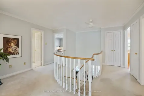39 Kennett Drive Whitby ON L1P 1L5