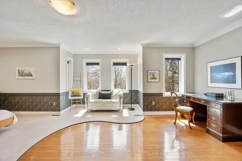 39 Kennett Drive Whitby ON L1P 1L5