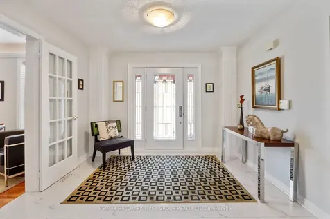 39 Kennett Drive Whitby ON L1P 1L5
