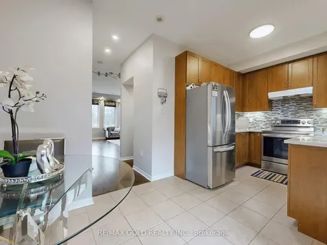 397 Beechgrove Drive Toronto ON M1E 3R1