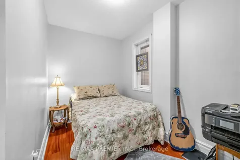 144 Westlake Avenue Toronto ON M4C 4R9