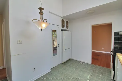 630 Buchan Avenue Oshawa ON L1J 3A3