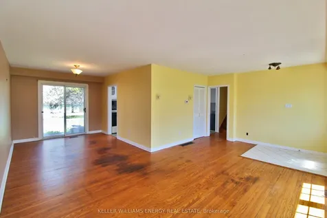 630 Buchan Avenue Oshawa ON L1J 3A3