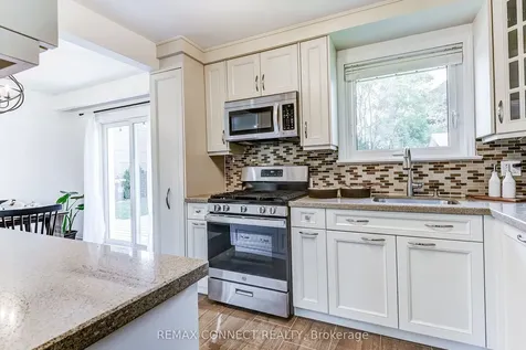 22 Ravine Park Crescent Toronto ON M1C 2M3