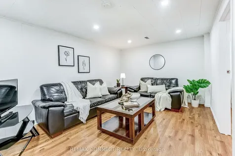 22 Ravine Park Crescent Toronto ON M1C 2M3