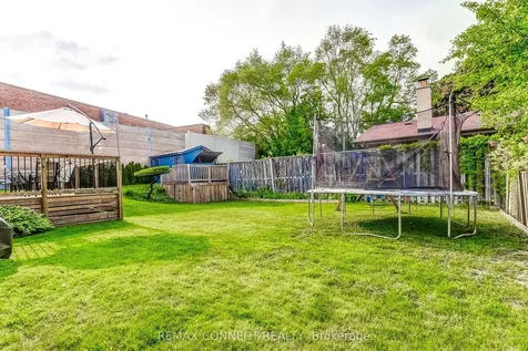 22 Ravine Park Crescent Toronto ON M1C 2M3