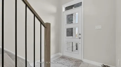 2550 Castlegate Crossing N/a Pickering ON L1X 0H6