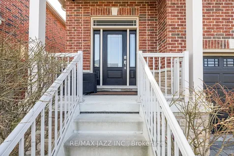 43 Elmer Adams Drive Clarington ON L1E 0G5