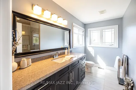 43 Elmer Adams Drive Clarington ON L1E 0G5