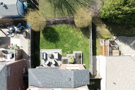 43 Elmer Adams Drive Clarington ON L1E 0G5
