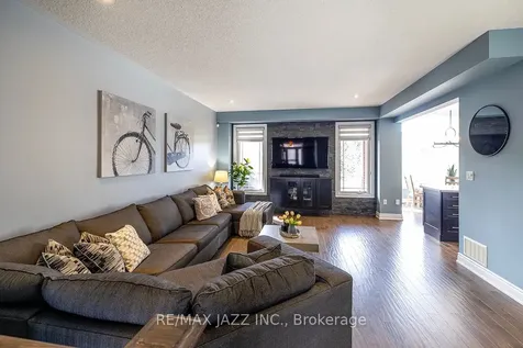 43 Elmer Adams Drive Clarington ON L1E 0G5