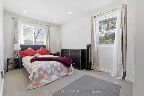 151 Wickson Trail Toronto ON M1B 2L5