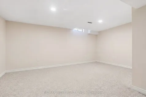 151 Wickson Trail Toronto ON M1B 2L5