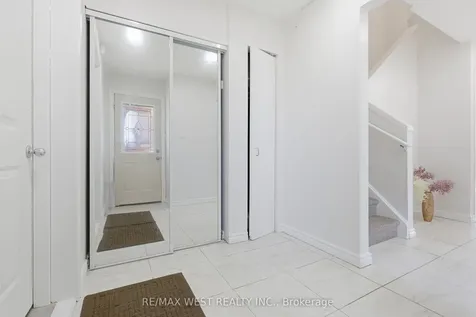 151 Wickson Trail Toronto ON M1B 2L5