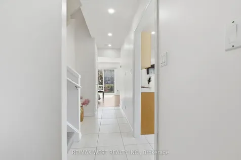 151 Wickson Trail Toronto ON M1B 2L5