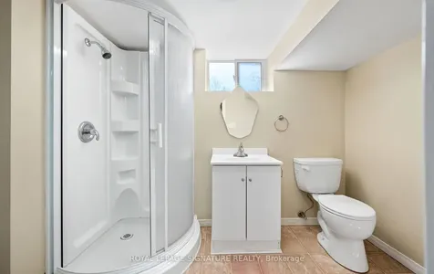 1003 Wardman Crescent Whitby ON L1N 3H1