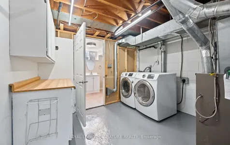 1003 Wardman Crescent Whitby ON L1N 3H1