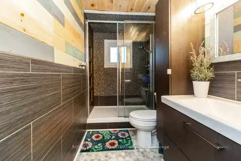 1499 Fenelon Crescent Oshawa ON L1J 6G2