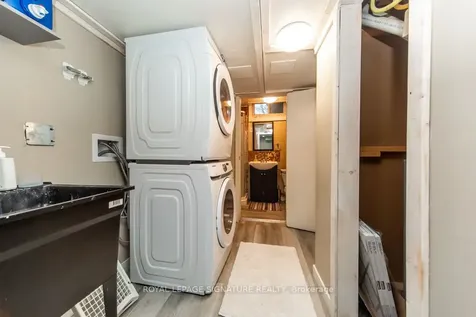 1499 Fenelon Crescent Oshawa ON L1J 6G2