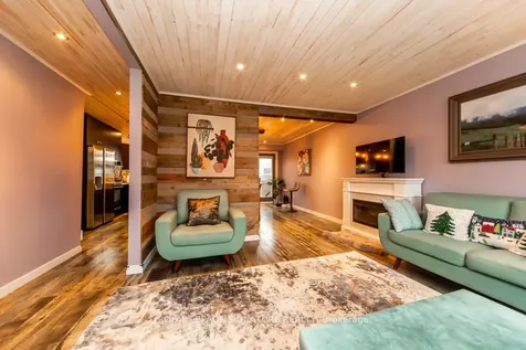 1499 Fenelon Crescent Oshawa ON L1J 6G2