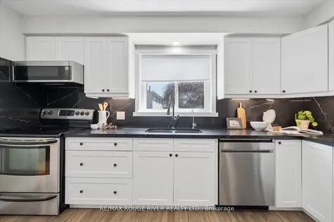 54 Rosalynne Avenue Clarington ON L1C 3X8