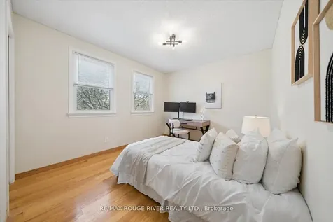 54 Rosalynne Avenue Clarington ON L1C 3X8