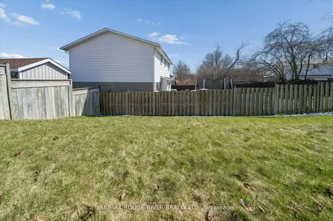54 Rosalynne Avenue Clarington ON L1C 3X8